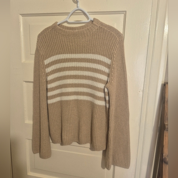 GAP Tan and White Striped Crew Neck Sweater - Picture 1 of 6
